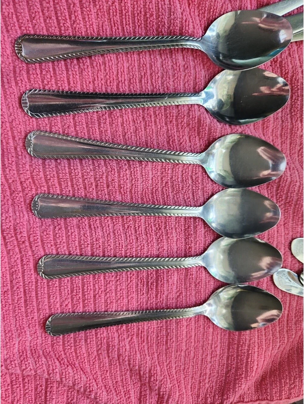 Moda Fina Stainless Steel Teaspoons Unknown Pattern 